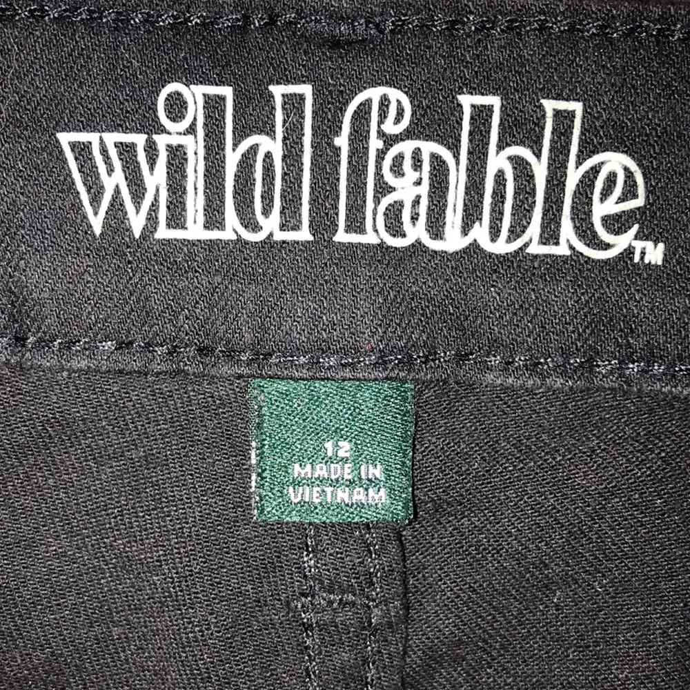 Wild Fable Distressed Jeans - Picture 4 of 7